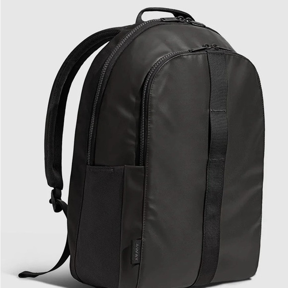 Away Other - Away 26 L Black Backpack